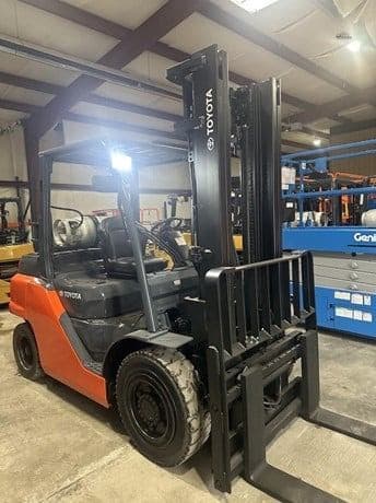 2014 TOYOTA 8FG35U image 10