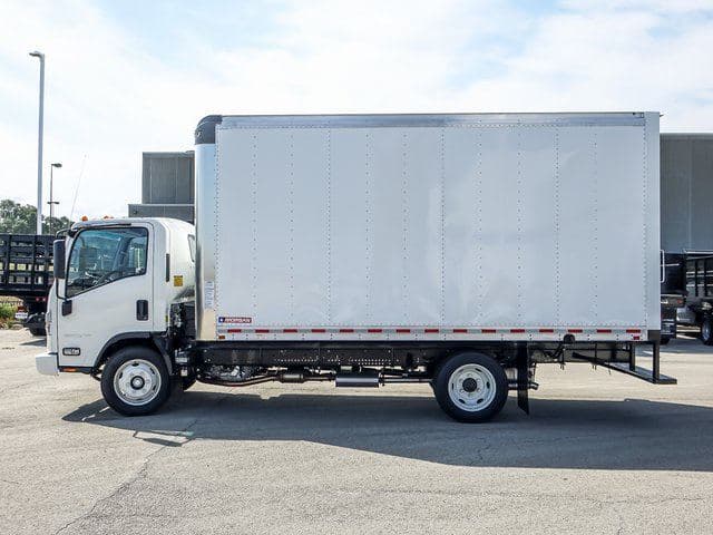 2025 Chevrolet 5500 XG LCF Gas Work Truck 16'x102"x91" Box Truck image 6