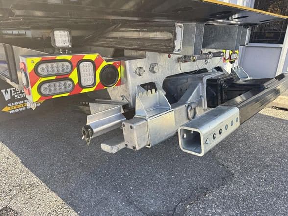 2026 Kenworth T880 image 18