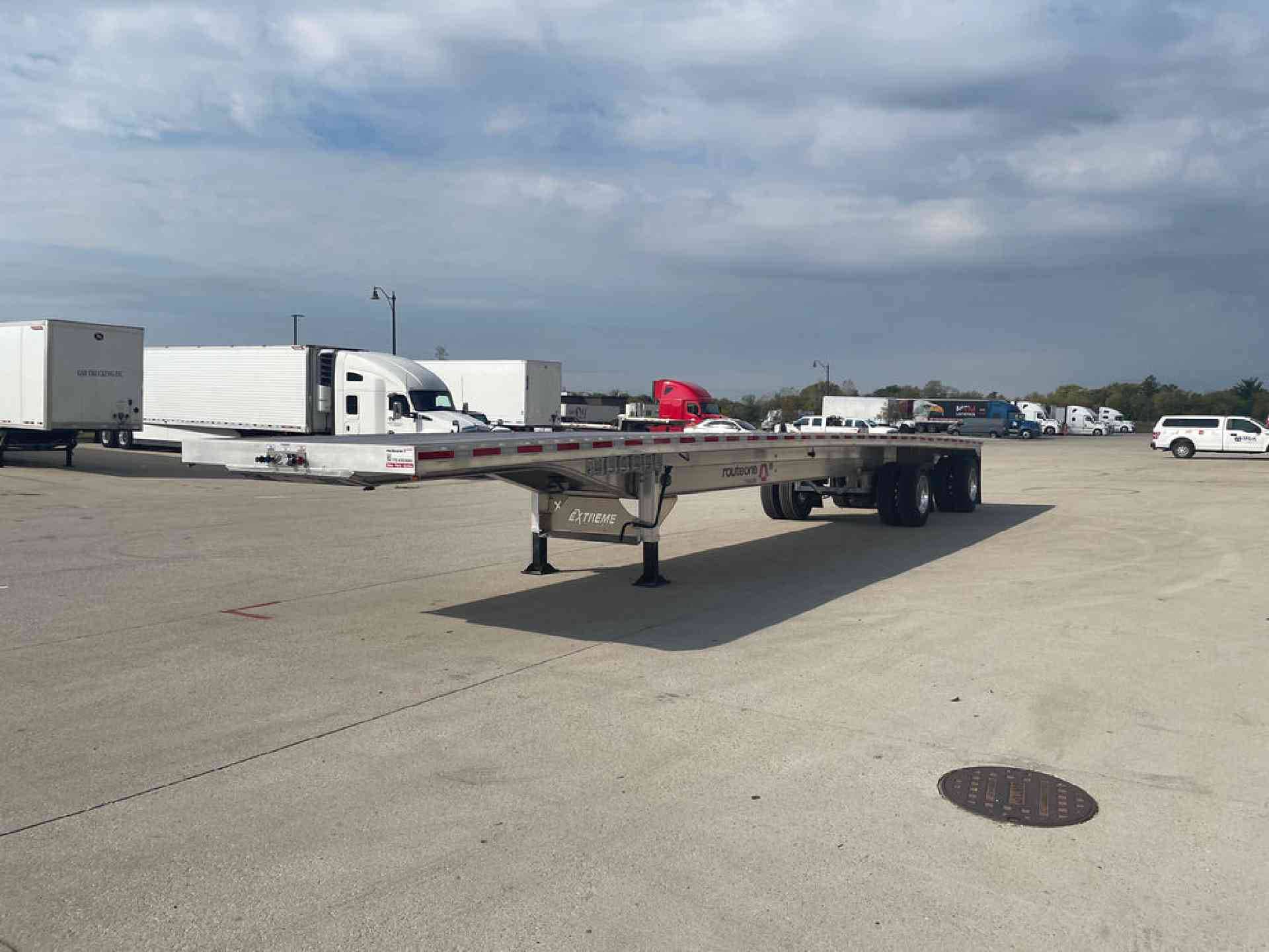 2027 Extreme XP55 Flatbed 48' image 3
