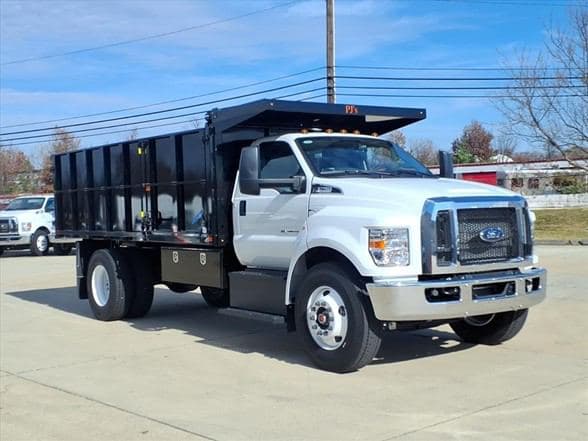 2026 Ford F750 SD image 1