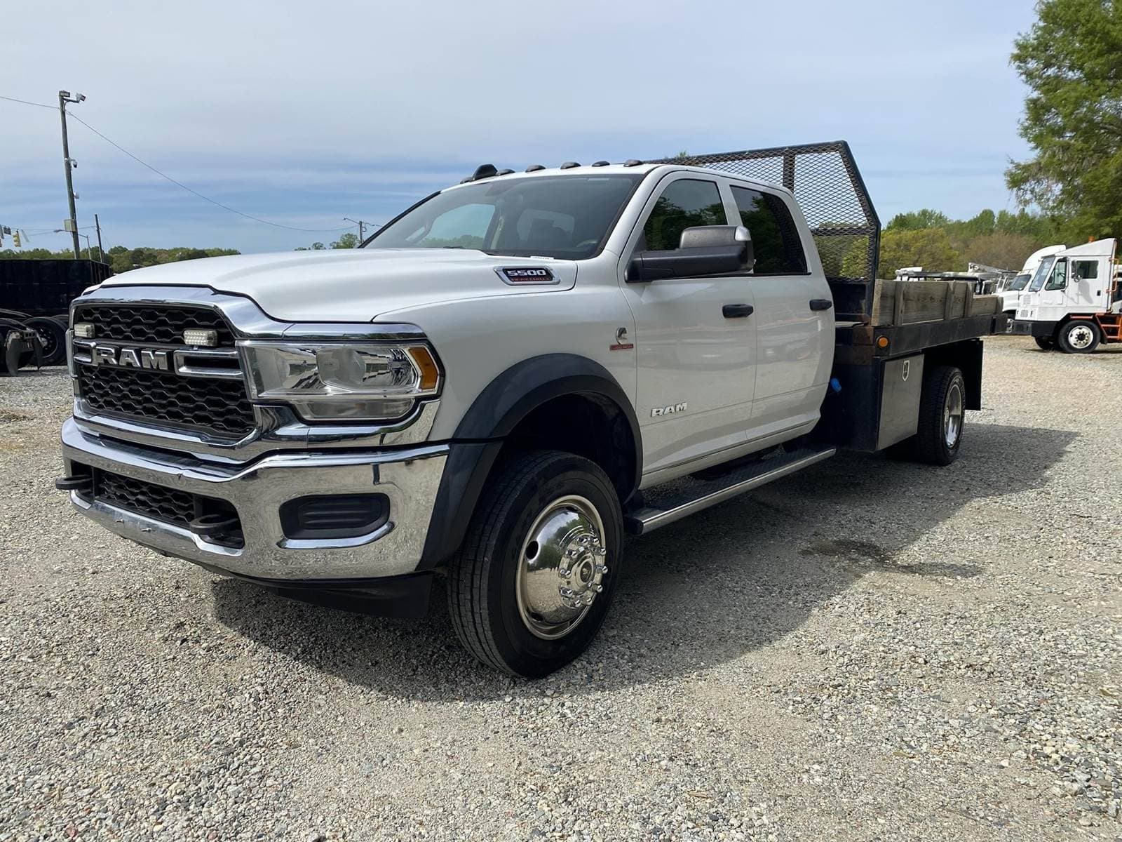2019 Ram 5500 image 2