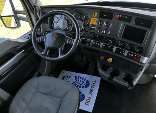2020 Kenworth T680 image 5