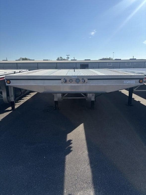 2025 Mac Trailer Mfg 1650 Cft image 5