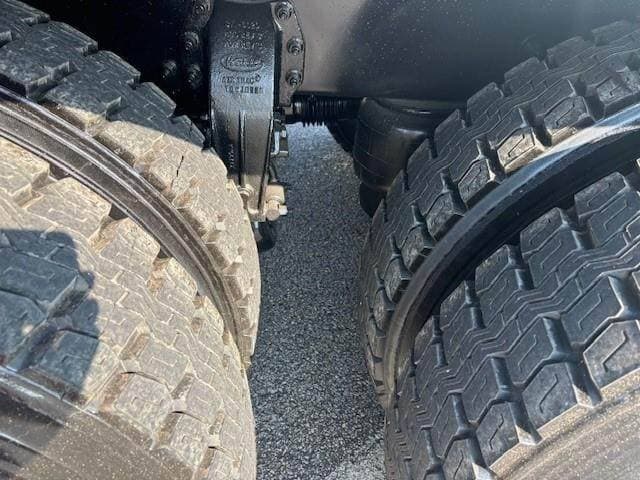 2021 Peterbilt 567 image 6