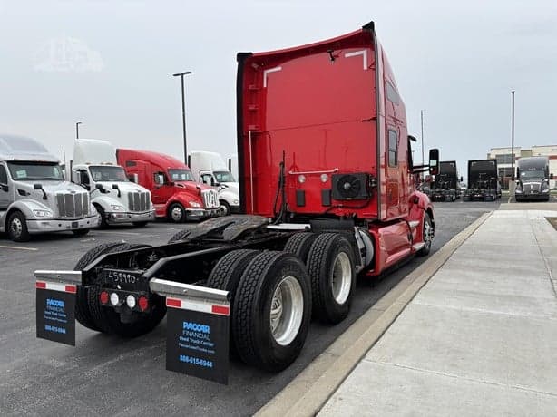 2021 Kenworth T680 image 6