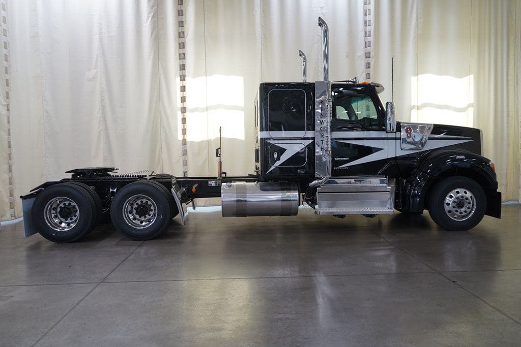 New 2027 KENWORTH W990 image 6