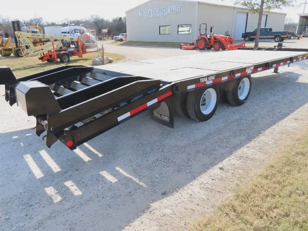 2023 TRAIL KING INDUSTRIES image 3