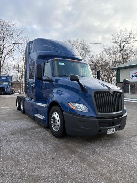 2021 INTERNATIONAL LT TNF112006 Web image 2