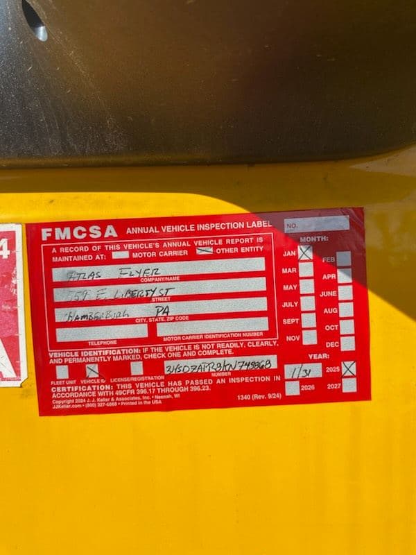 2019 International LT625 image 6