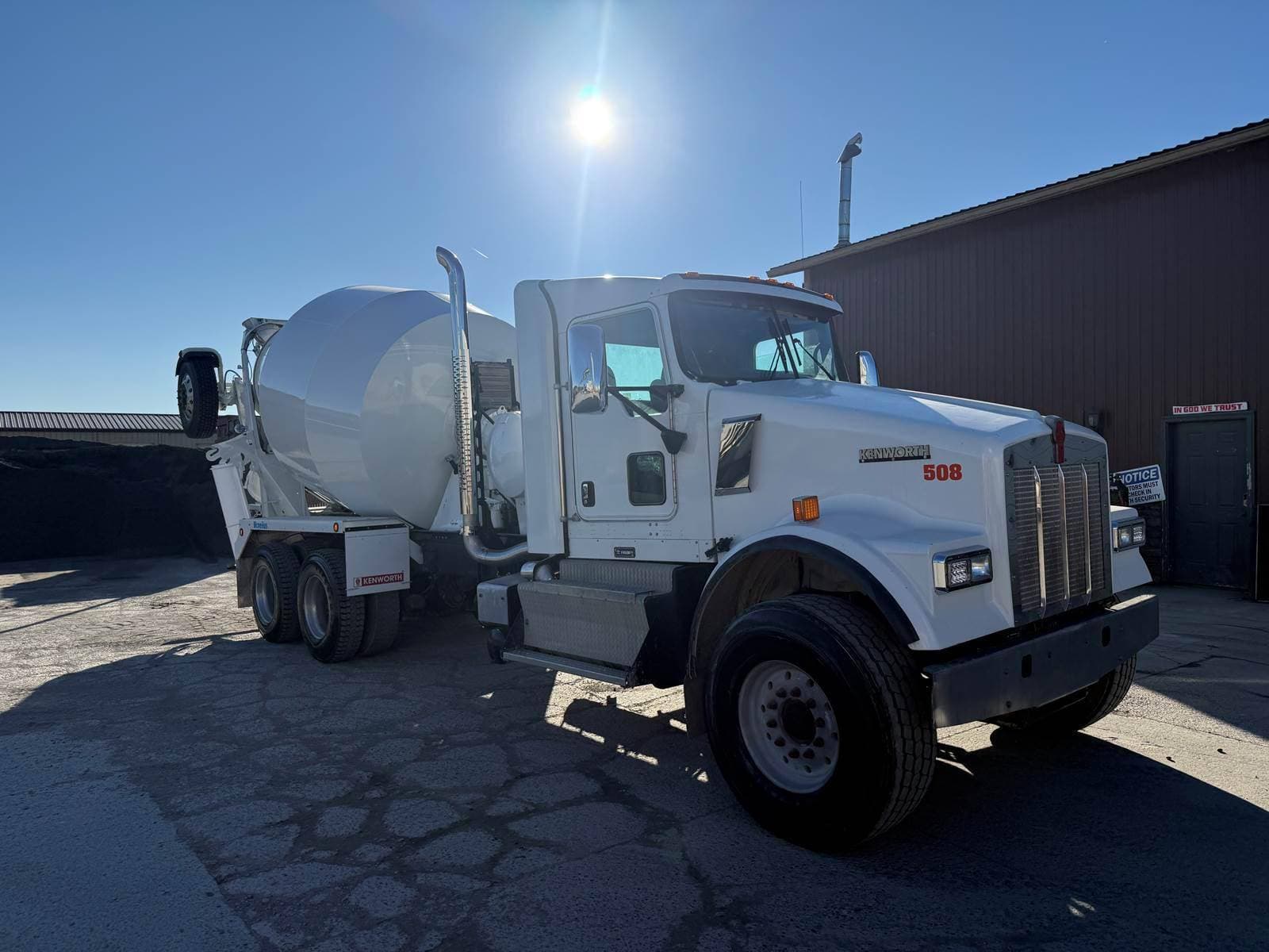 2016 Kenworth W9 Series image 7