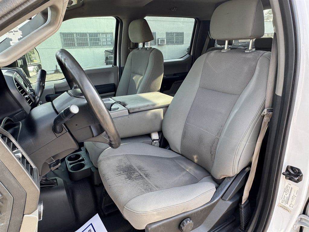 2018 Ford F550 image 63