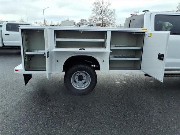 2026 Ford F350 SD XL image 8