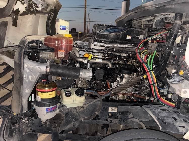 2018 Freightliner Cascadia image 3