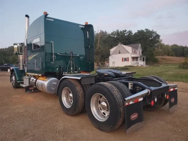 2016 PETERBILT 389 image 6