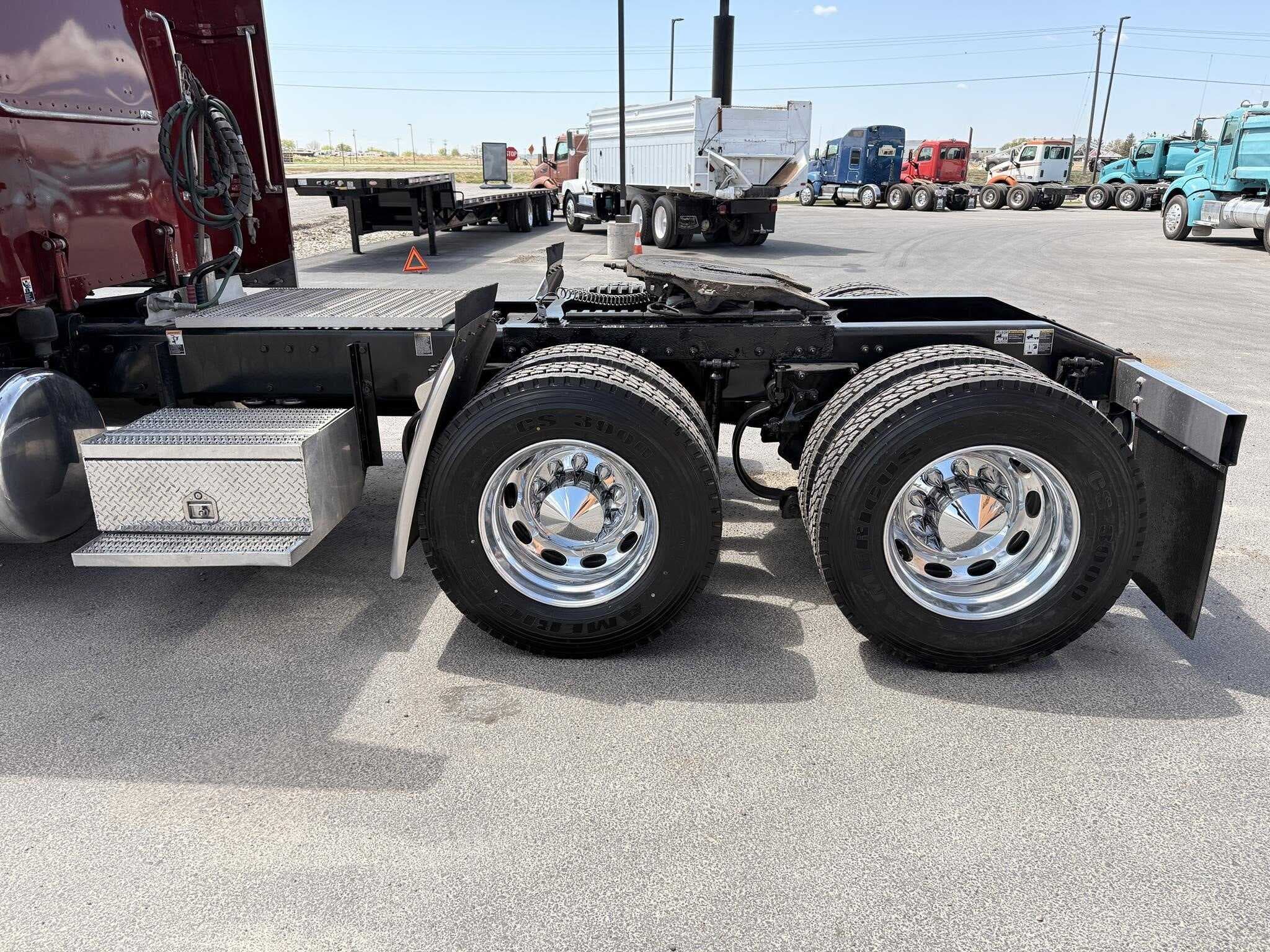 Used 2020 PETERBILT 389 Conventional - Sleeper Truck in Heyburn, ID image 36