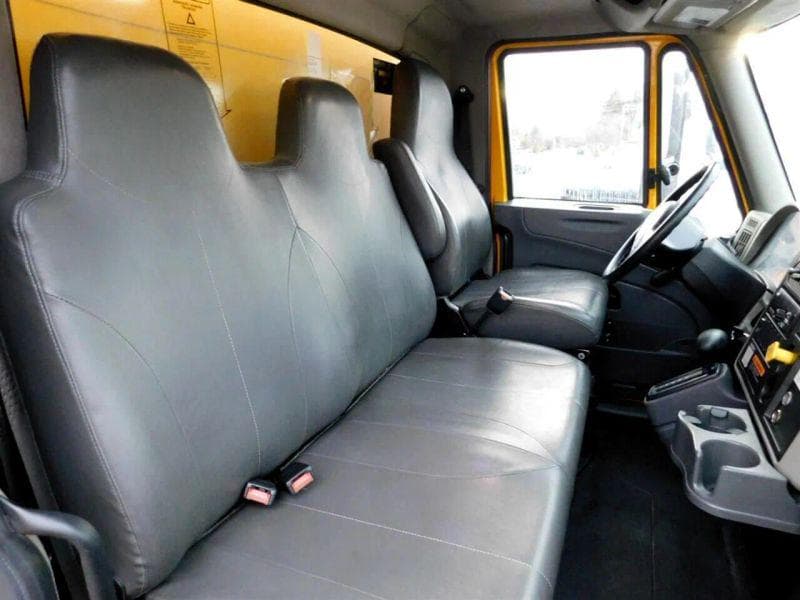 2019 International 4300 image 26