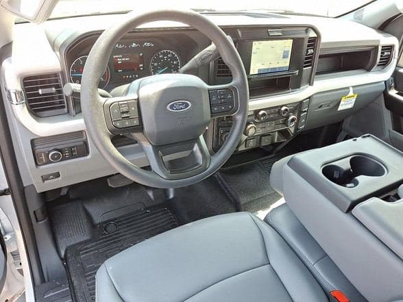 2025 Ford F450 SD image 6