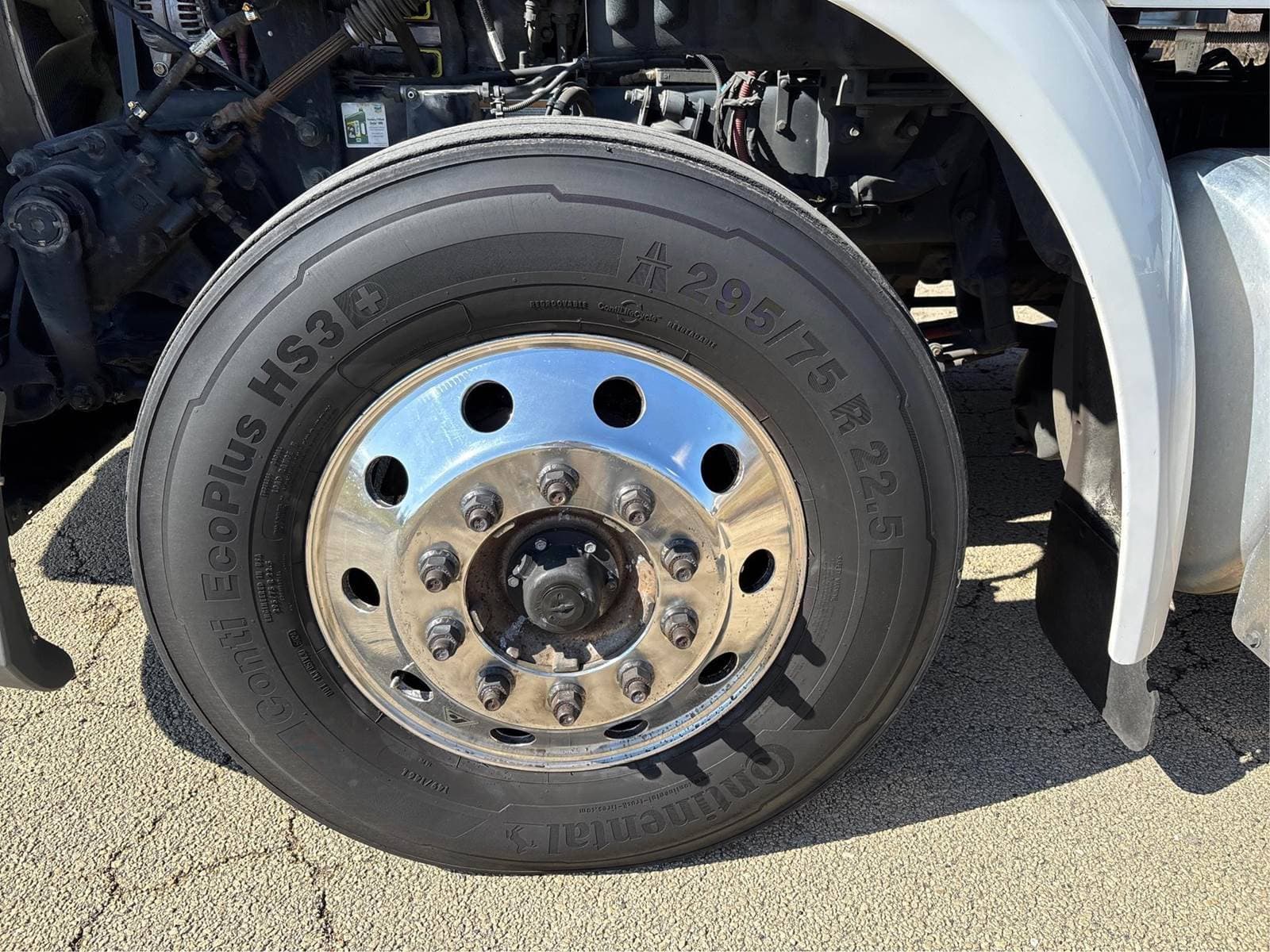 2020 Peterbilt 579 image 10