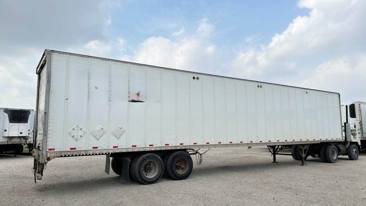 2015 Stoughton 53 ft Dry Van Trailer image 13