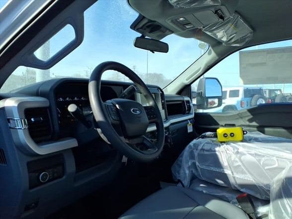 2026 Ford F550 SD XL image 13