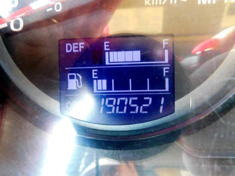 2018 Hino 338 image 17