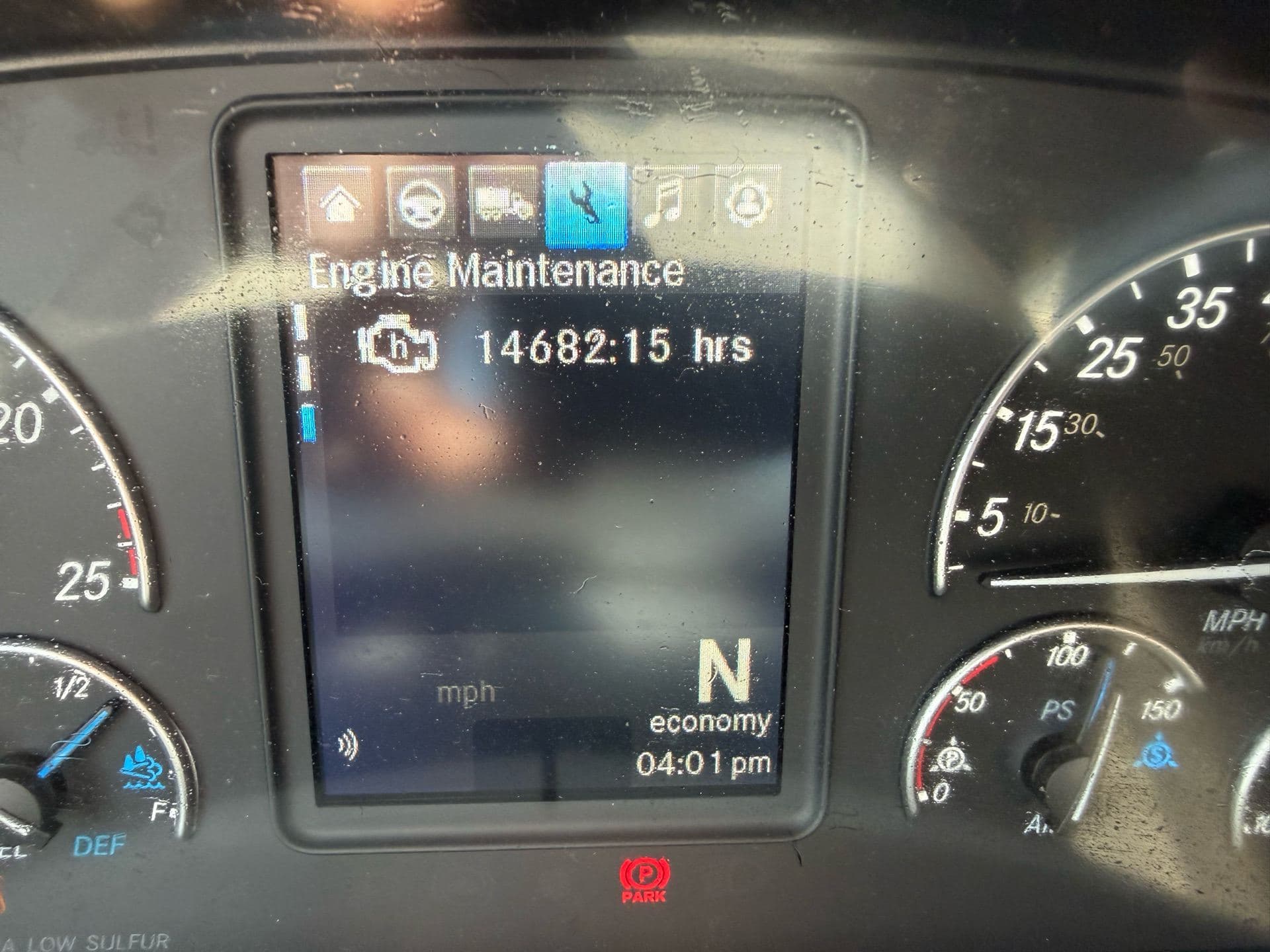 2022 Freightliner - 448k - 14k Hours - 455 HP - Swift Fleet! image 14