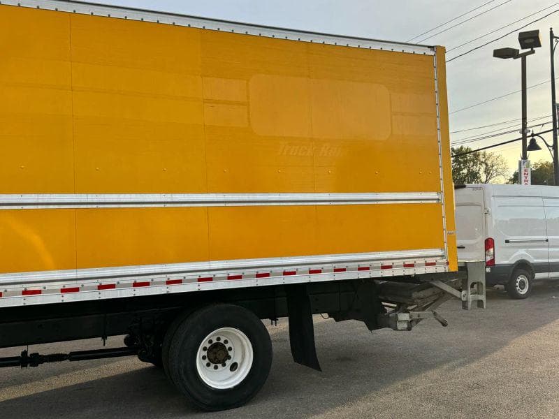 2020 International MV607 image 6