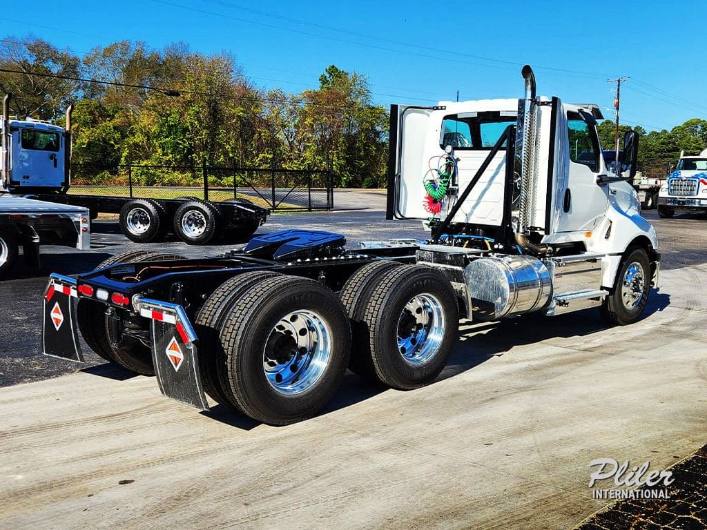 2025 INTERNATIONAL LT SN298842 image 5