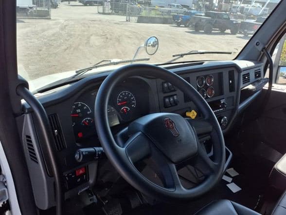 2025 Kenworth U7-10 image 12