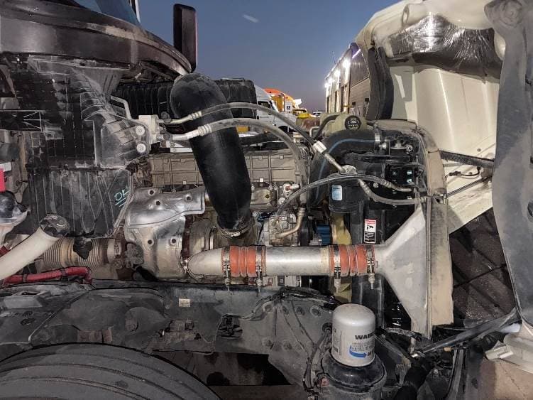 2018 Freightliner Cascadia image 4