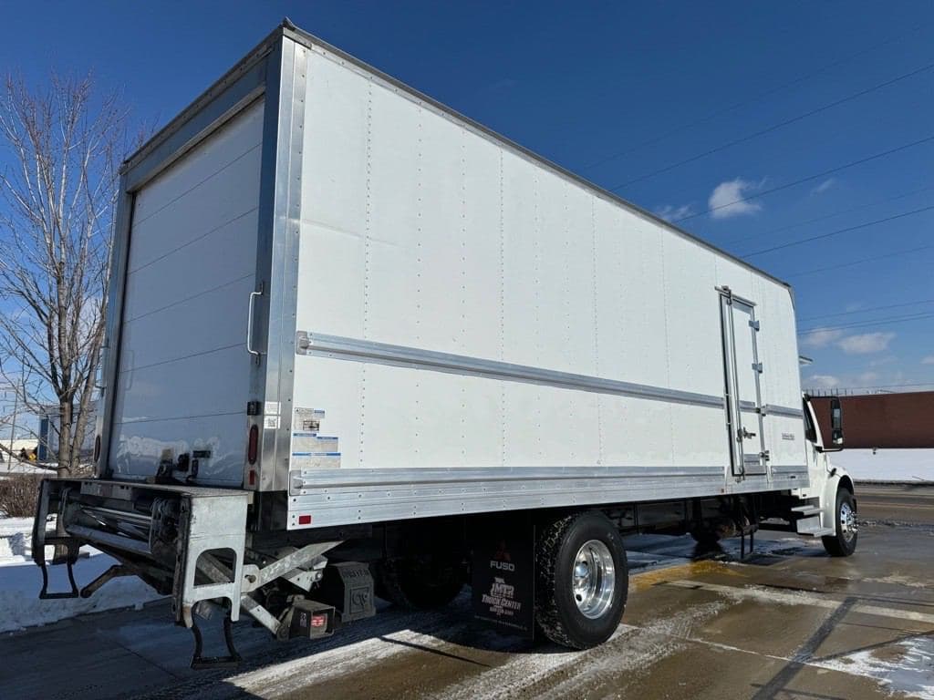 Used 2019 FREIGHTLINER Reefer/Refrigerated Truck, Catering Truck - Food Truck, Beverage Truck - BUSINESS CLASS M2 For Sale image 2