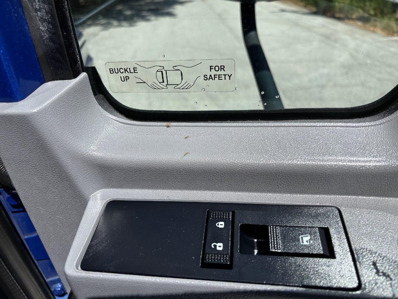 2019 Mack Anthem image 21