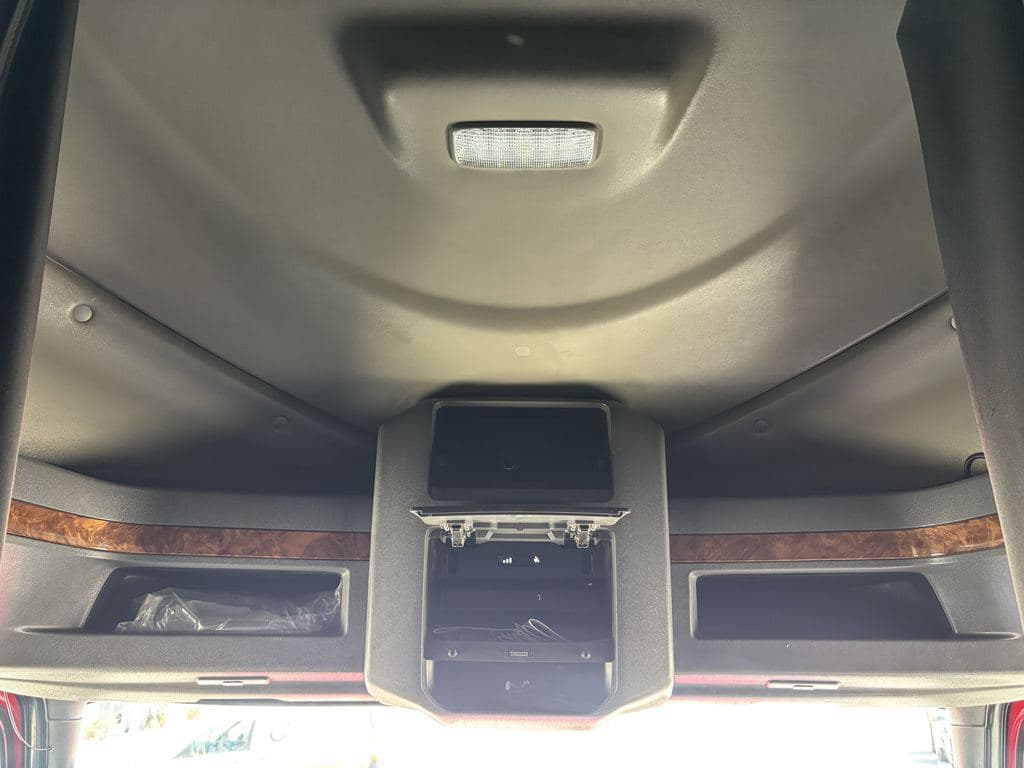 Used 2021 INTERNATIONAL LT625 image 22