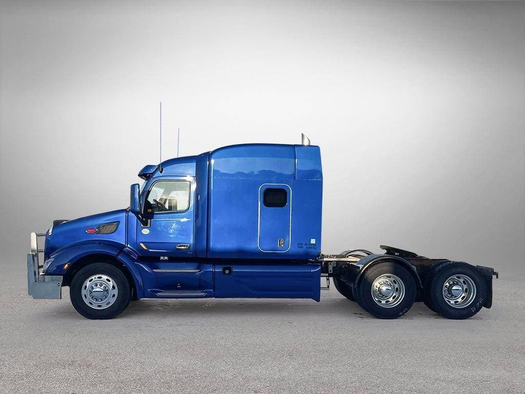 2019 Peterbilt 579 image 3