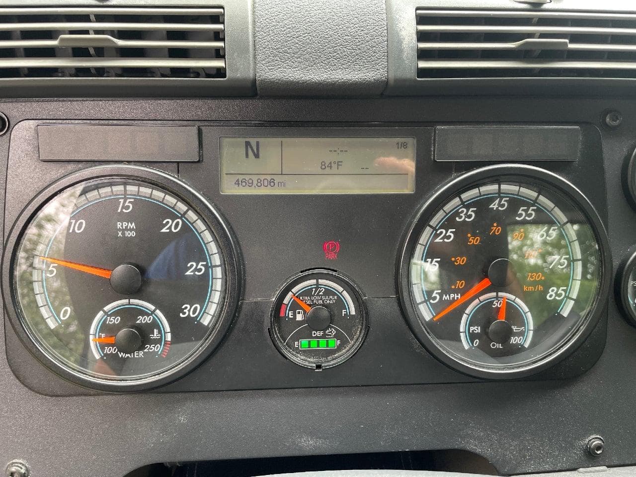 2018 Freightliner Cascadia 125 image 22