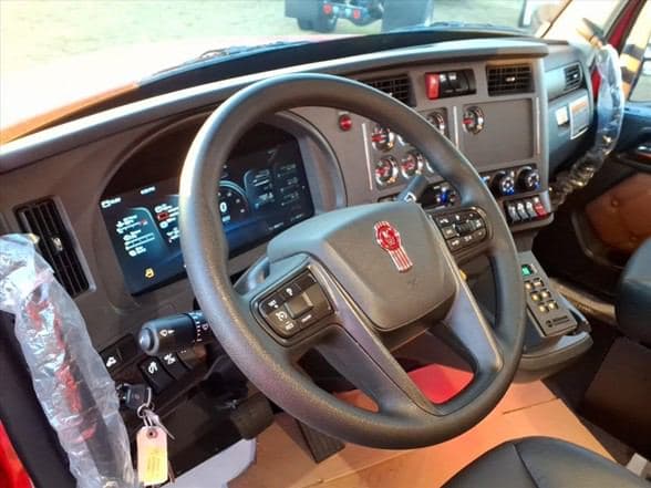2026 Kenworth T880 image 12
