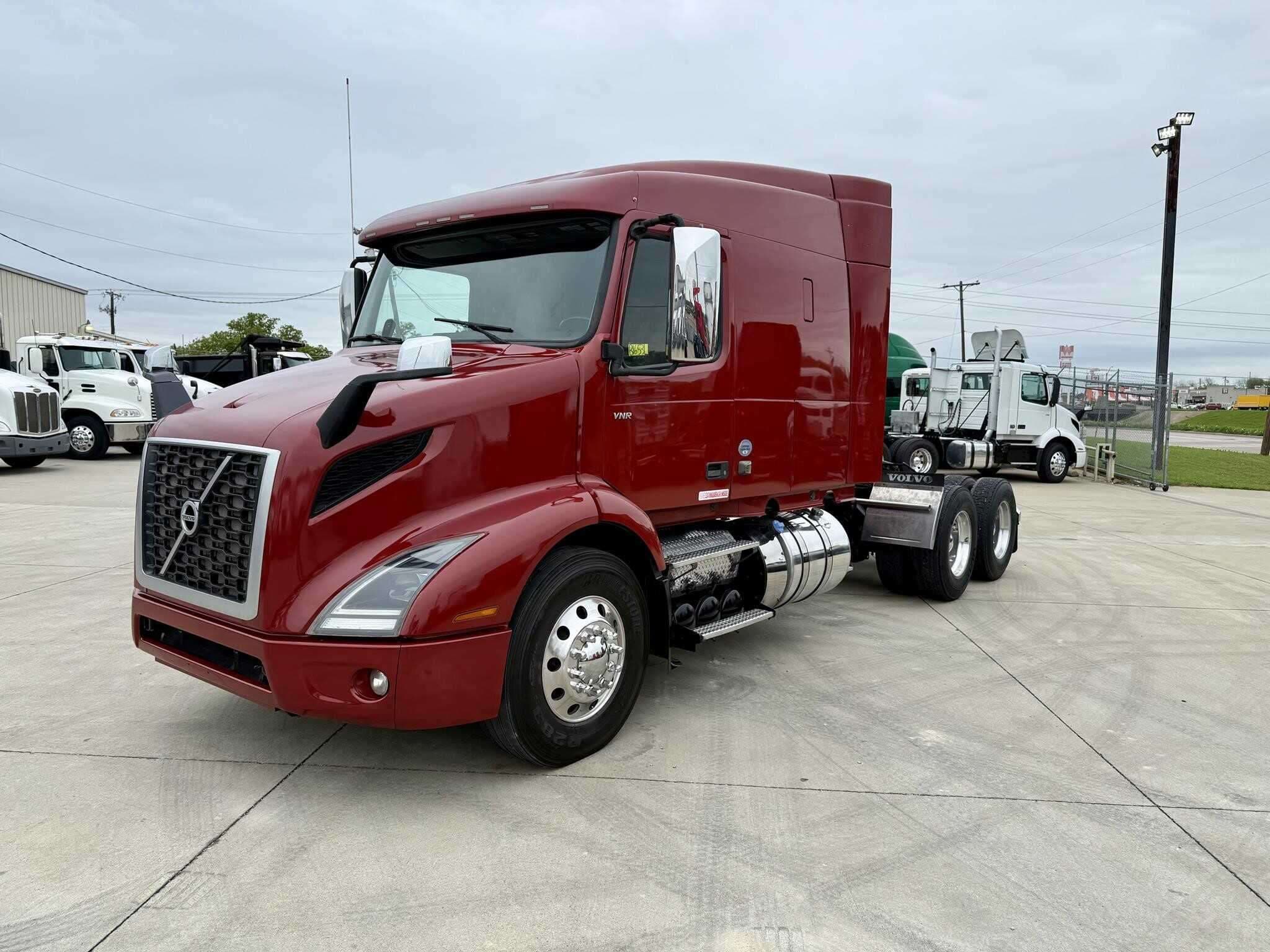 2018 Volvo VNR image 1