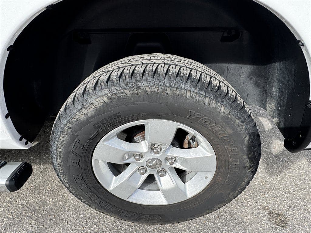 2020 Ram 1500 DS image 18