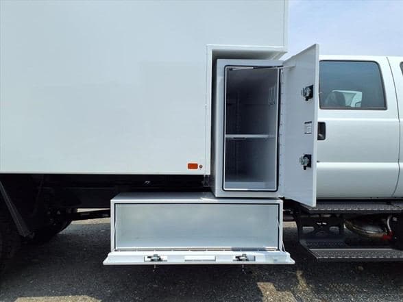 2026 Ford F750 SD image 16
