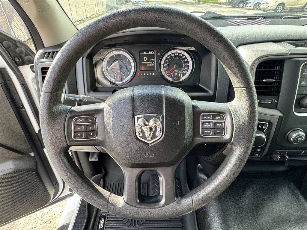 2020 Ram 1500 DS image 60