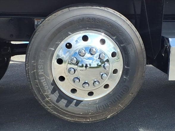 2025 Kenworth T880 image 12