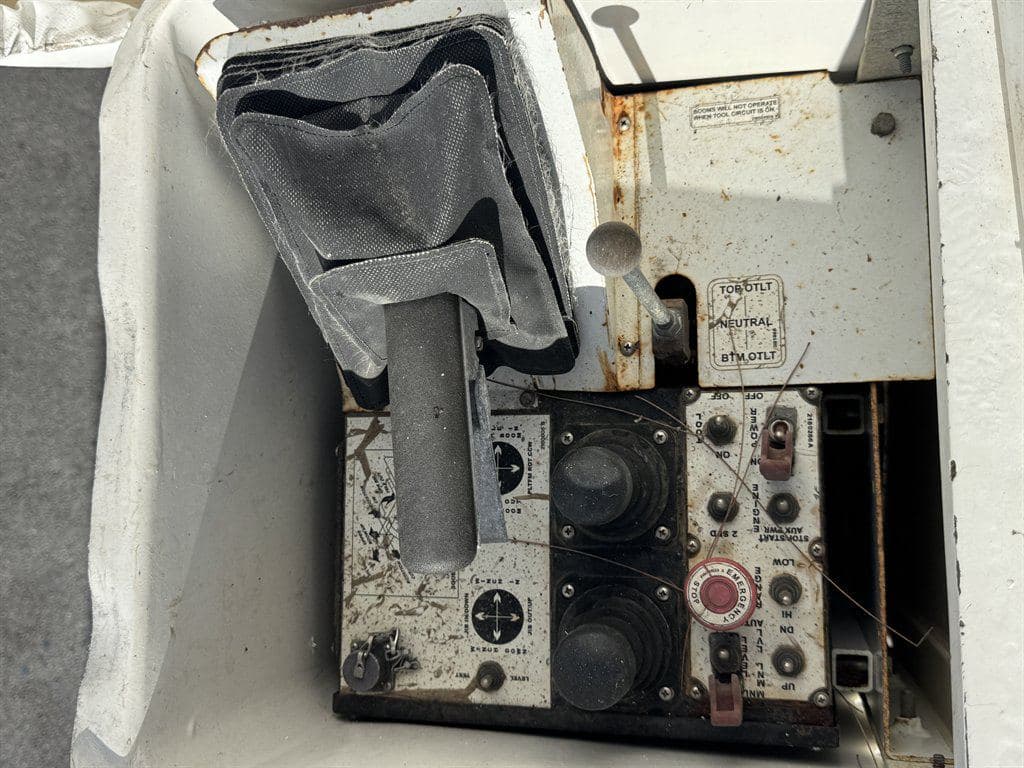 2015 Freightliner M2-112 image 34