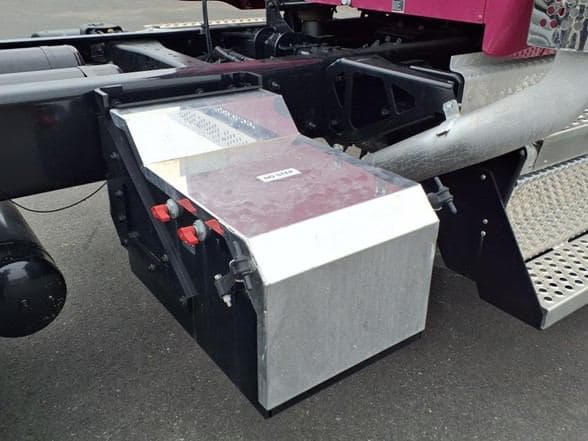 2026 Kenworth W990 image 3