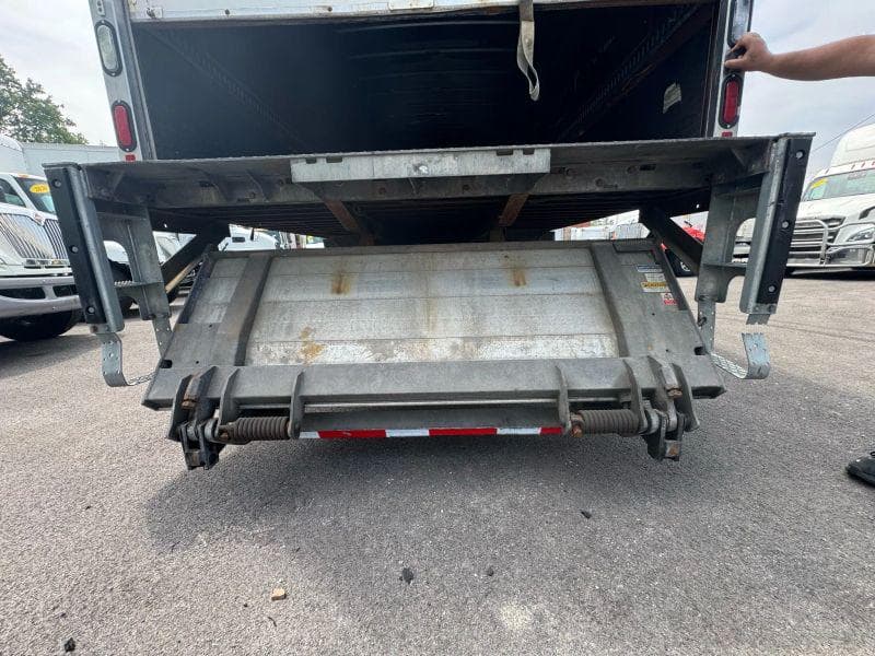 2018 Freightliner Cascadia 125 image 11