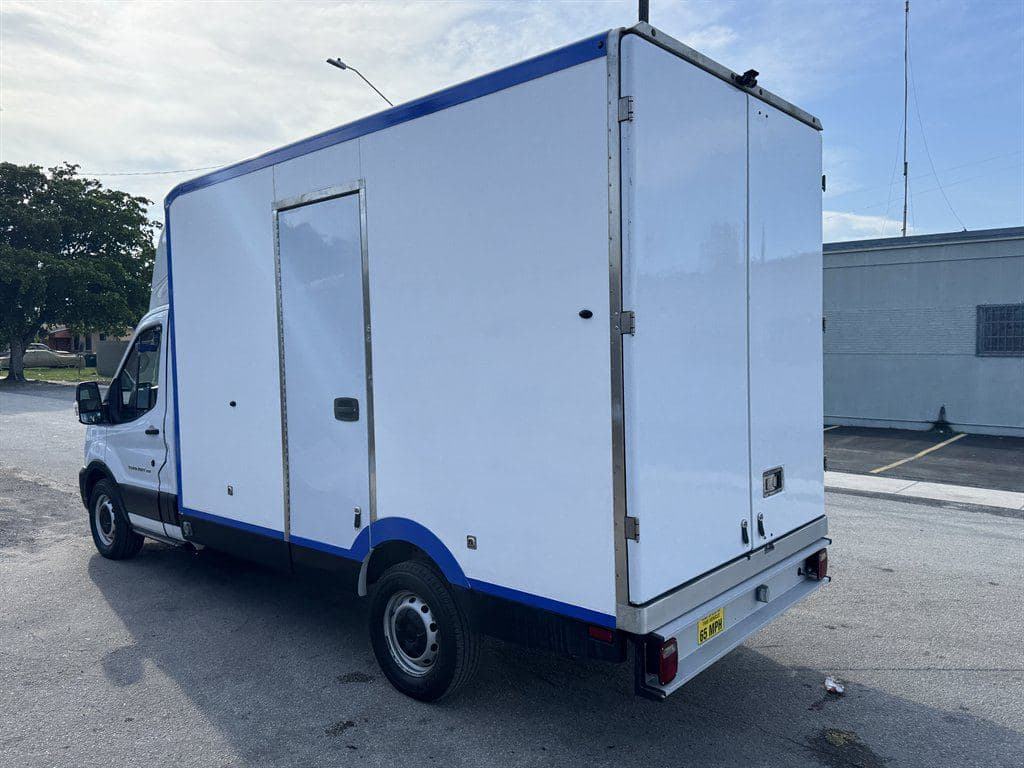2023 Ford Transit T-350 image 11