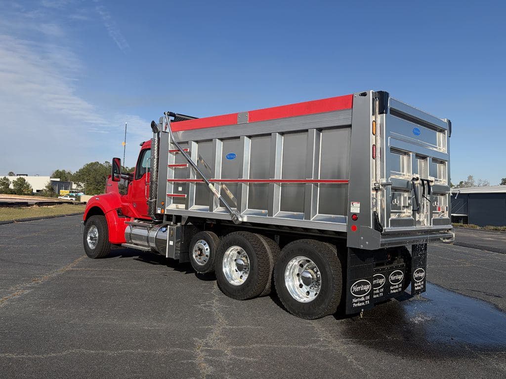 New 2026 KENWORTH W990 image 9