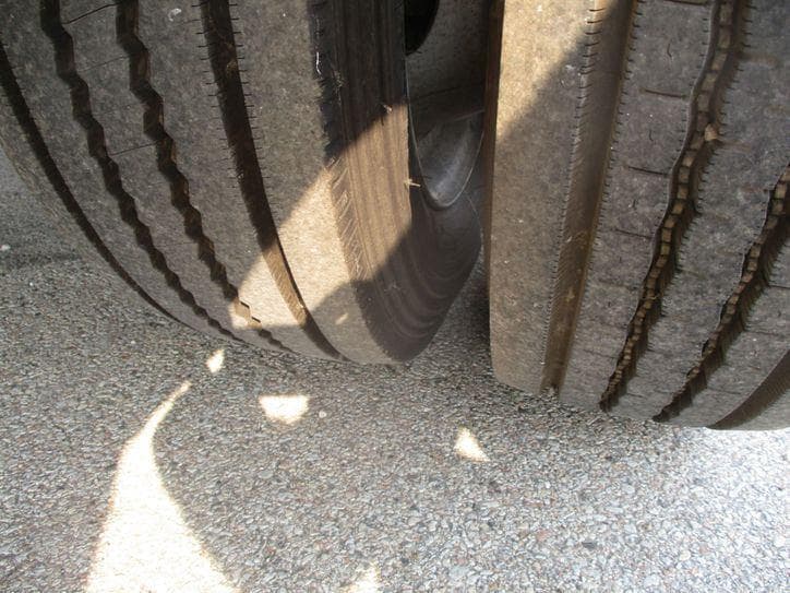 2016 Ford F-550 BUCKET TRUCK 4X4 image 27