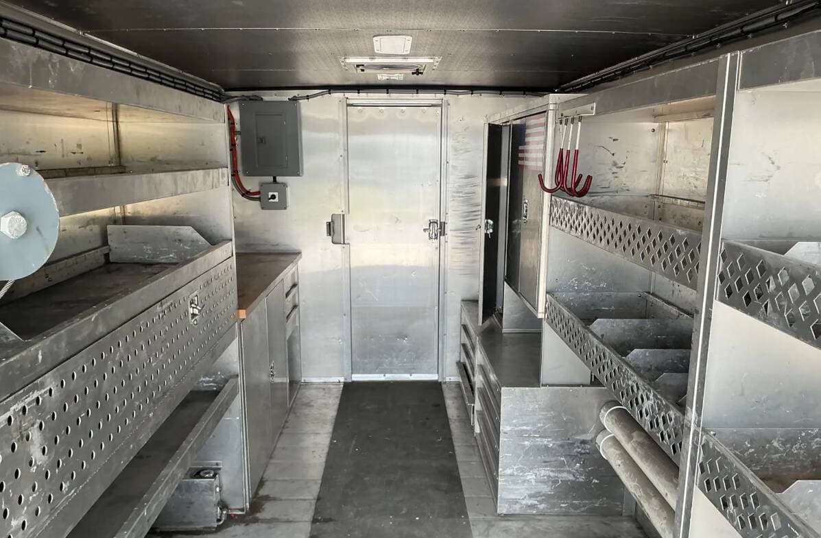 2016 Freightliner MT55 image 11