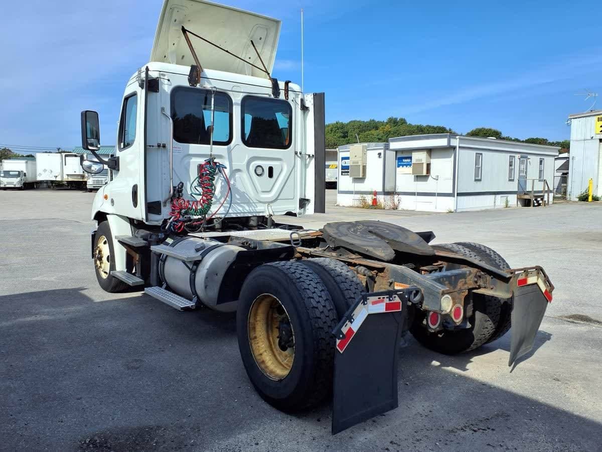 2018 Freightliner Cascadia image 9